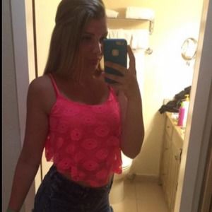 Meet your Posher, Sabrina